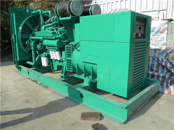 盐津发电机租赁-厂家给大家介绍发电机失磁现象