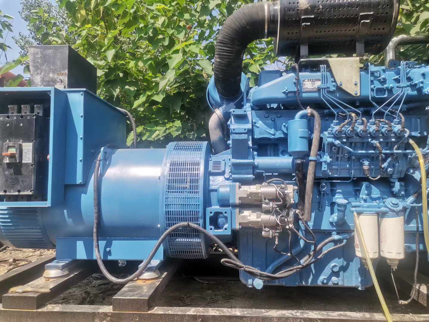 盐津详细说明降低 800kW 柴油发电机输出电流波动的方法