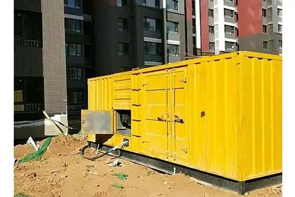 盐津发电机租赁中燃油压力过低会对发动机的哪些部件造成损坏？