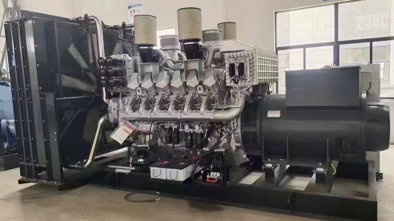 盐津800KW柴油发电机组可以带动多少kw的设备？